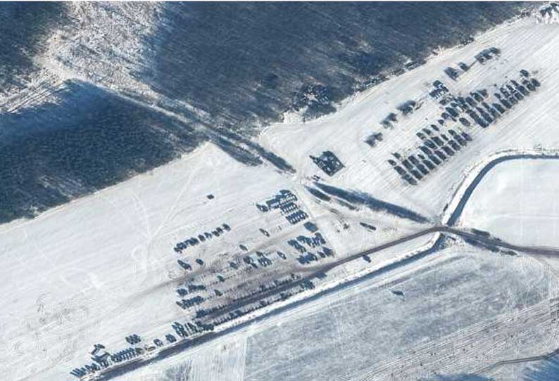 உக்ரைன் எல்லையில் படைகளை குறைக்கிறது ரஷ்யா ?