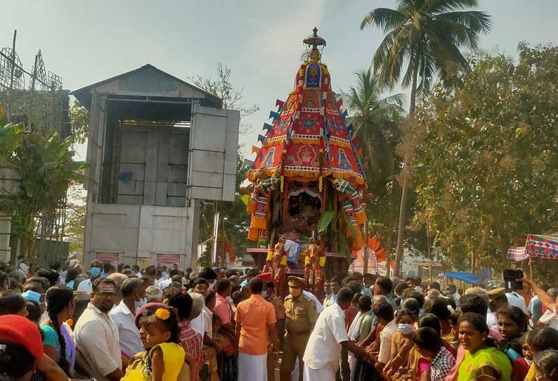 கங்கை வராக நதீஸ்வரர் கோவிலில் மாசிமக  தேரோட்டம்