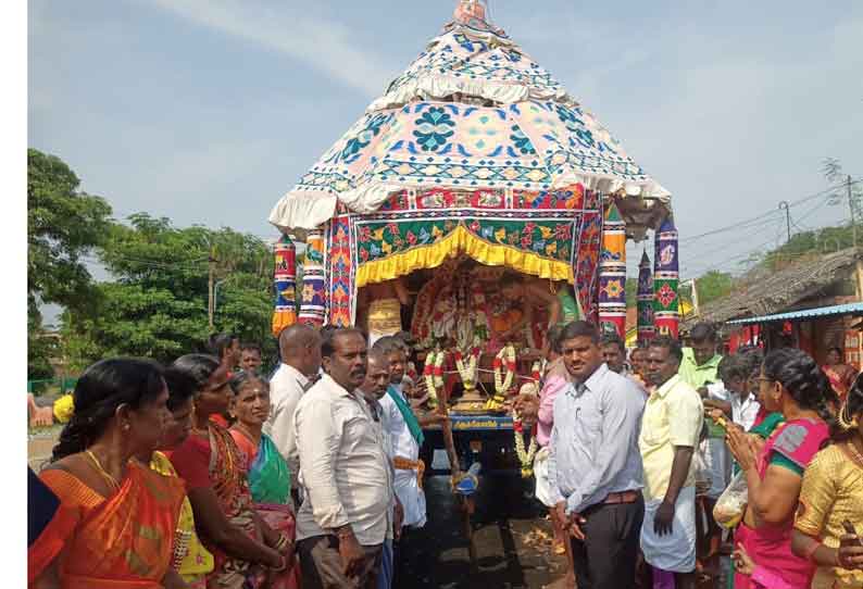 கங்கைகொண்டசோழபுரம் பிரகதீஸ்வரர் கோவில் தேரோட்டம்