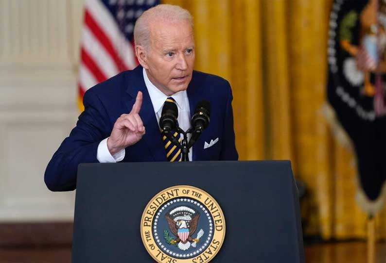 உக்ரைன் மீதான தாக்குதல்: எச்சரிக்கும் ஜோ பைடன்- பின்வாங்கும் ரஷ்யா