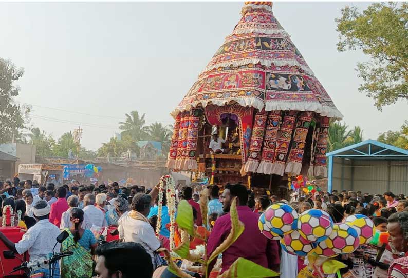 தோலீஸ்வரர் கோவில் தேரோட்டம்