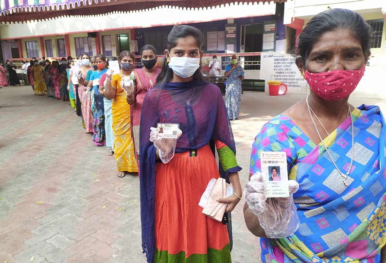 Urban Local Body Elections Polling Continued Smoothly || நகர்ப்புற  உள்ளாட்சி தேர்தல்: விறுவிறு வாக்குப்பதிவு