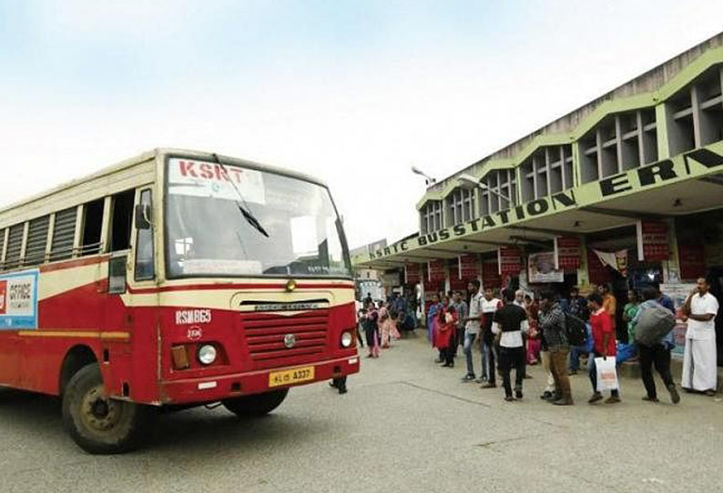 கேரளாவில் அரசு பஸ்களில் செல்போனில் சத்தமாக பேசவோ, பாட்டு கேட்கவோ தடை