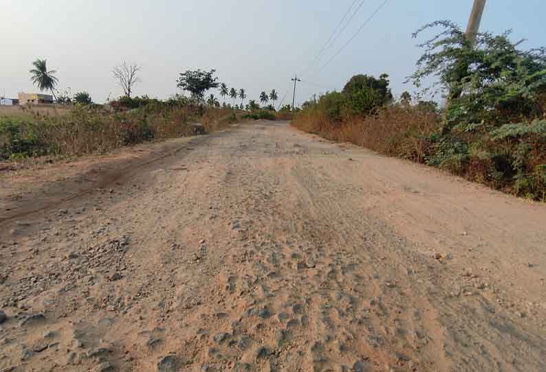 பழுதடைந்த கோதவாடி நல்லட்டிபாளையம் சாலை