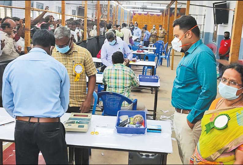 மறைமலைநகர் நகராட்சியை முதல் முறையாக தி.மு.க. கைப்பற்றியது