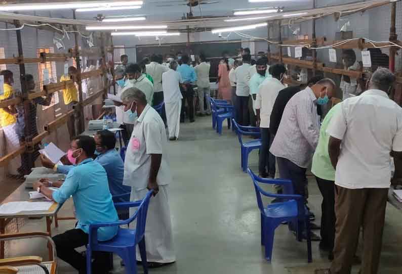 16 மையங்களில் பலத்த போலீஸ் பாதுகாப்புடன் ஓட்டு எண்ணிக்கை