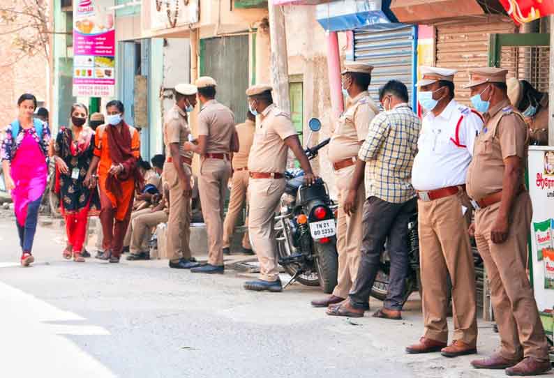 வேலூர் சைதாப்பேட்டையில் சர்ச்சைக்குரிய இடத்தில் 3-வது நாளாக போலீஸ்  பாதுகாப்பு