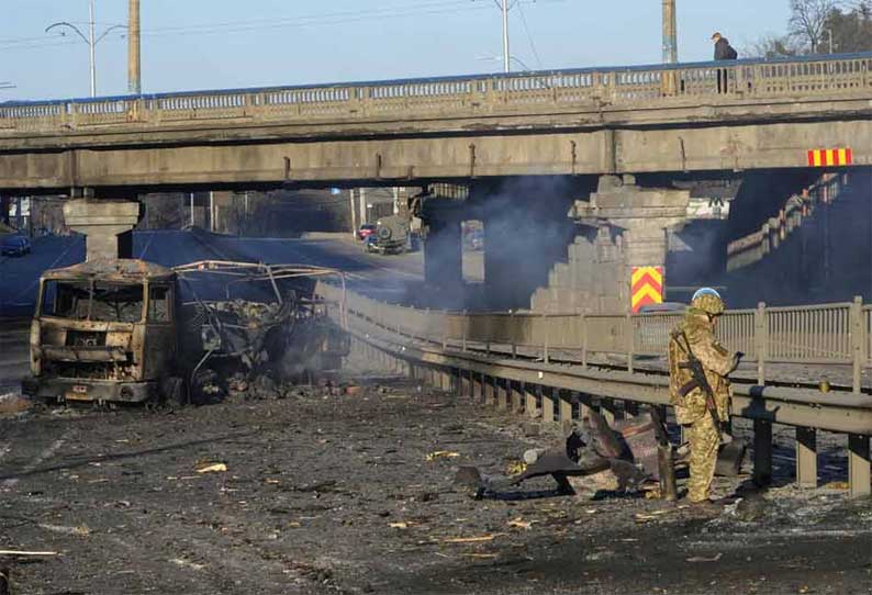 ரஷிய தாக்குதலில் 198- பேர் பலி, 1,000- பேர் காயம்- உக்ரைன் சுகாதாரத்துறை மந்திரி