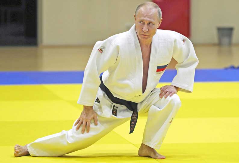 கவுரவத் தலைவர் பதவியிலிருந்து புதின் இடைநீக்கம் ..! சர்வதேச ஜூடோ கூட்டமைப்பு  அறிவிப்பு