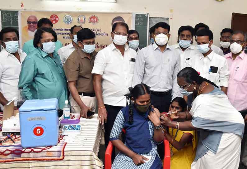 முகக்கவசம் அணியாமல் வருபவர்கள் மீது கடும் நடவடிக்கை-கலெக்டர் எச்சரிக்கை