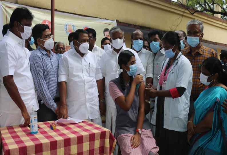 சிறுவர்களுக்கு கொரோனா தடுப்பூசி அமைச்சர் ராஜகண்ணப்பன் தொடங்கி வைத்தார்