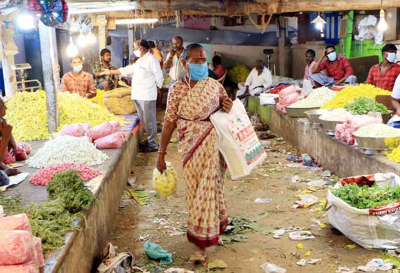 வெறிச்சோடி காணப்பட்ட பூ மார்க்கெட்