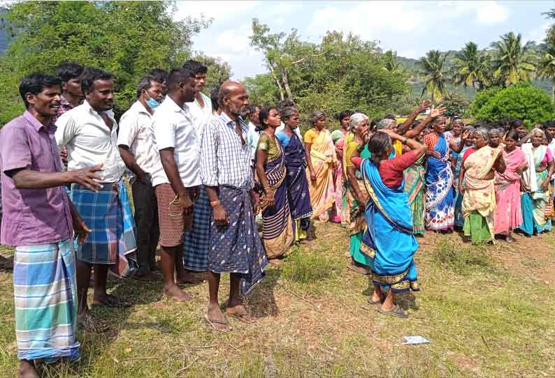 பொக்லைன் எந்திரத்தை சிறைபிடித்து பொதுமக்கள் போராட்டம்