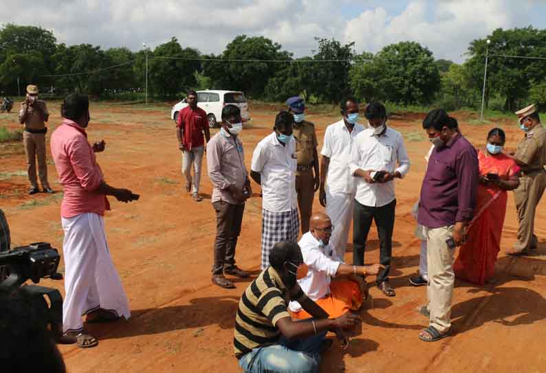 இந்து முன்னணியினர் தர்ணா போராட்டம்