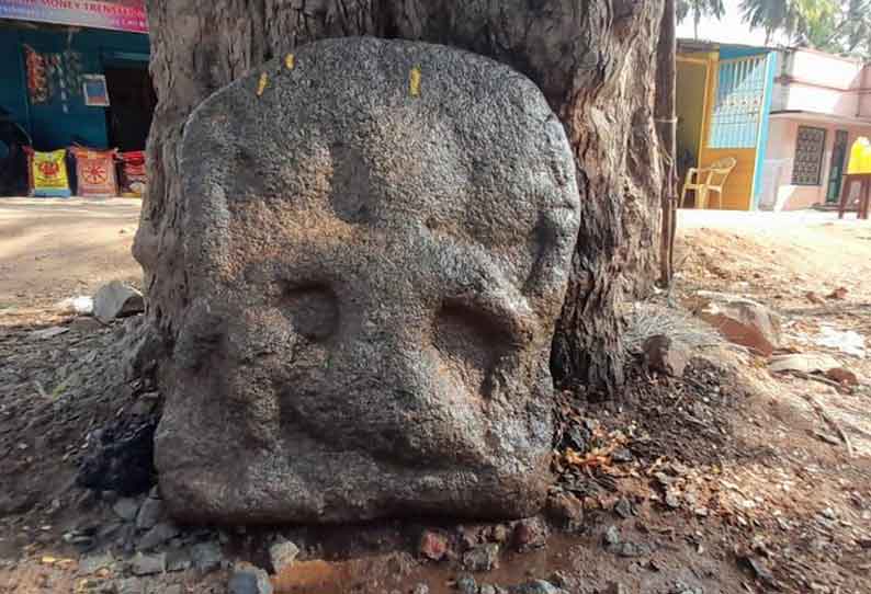 திருப்பத்தூர் அருகே 1,000 ஆண்டுகள் பழமையான சோழர்கால சண்டிகேசுவரர் சிற்பம் கண்டுபிடிப்பு