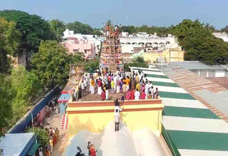 ராமநாதபுரம் தேவஸ்தான அதிகாரி மீது வழக்கு