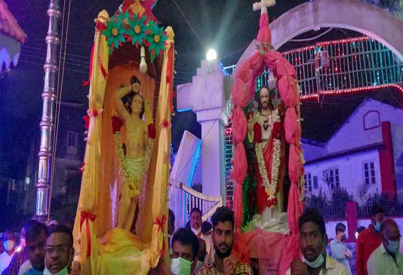 வால்பாறையில் தூய இருதய ஆலய தேர் பவனி