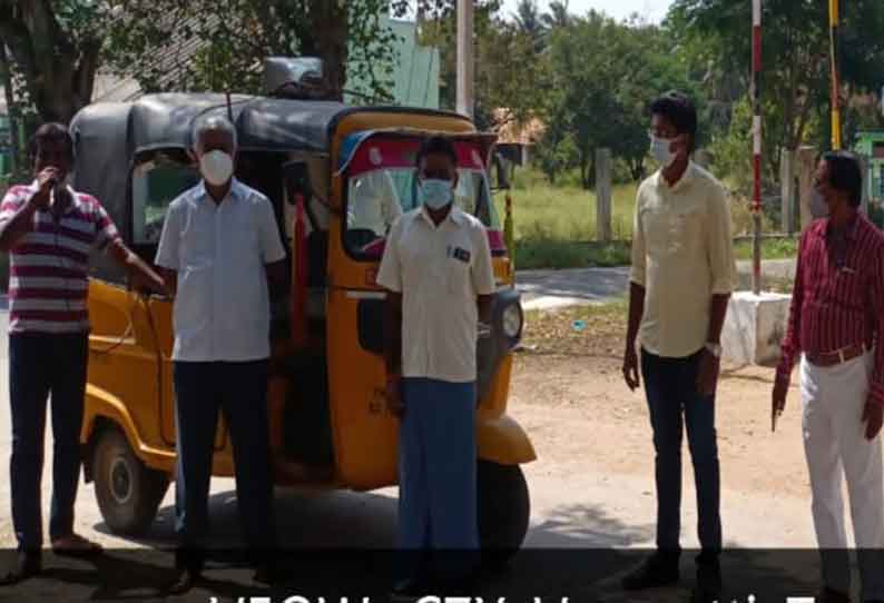 பொதுமக்கள் அனைவரும் 2 முகக்கவசம் அணிய வேண்டும்