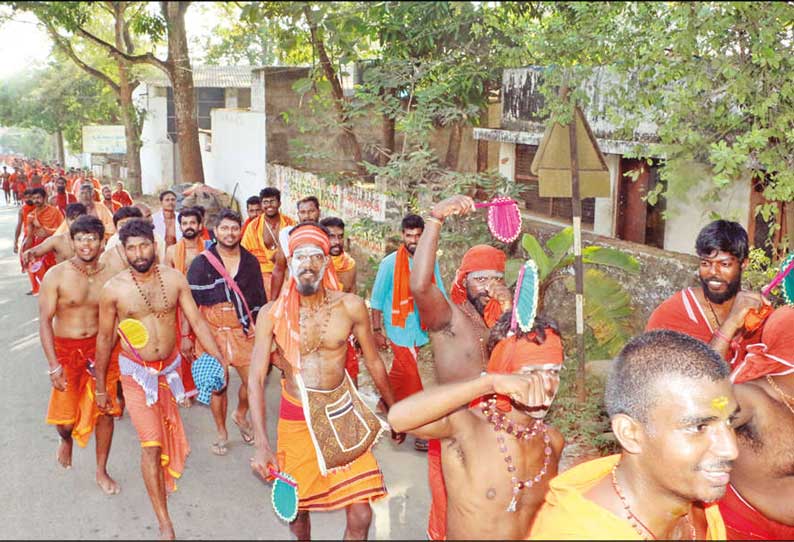 குமரியில் சிவாலய ஓட்டம் ஏராளமான பக்தர்கள் பங்கேற்பு