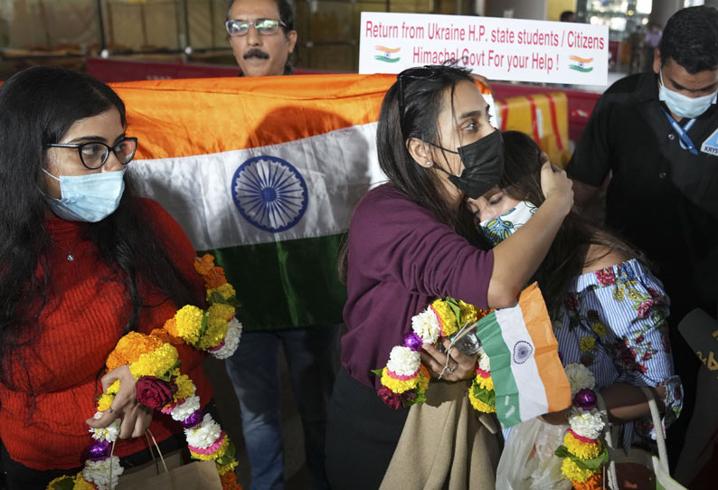 உக்ரைன் தலைநகரில் இருந்து அனைத்து இந்தியர்களும் வெளியேறிவிட்டனர் - மத்திய அரசு