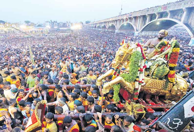 2 ஆண்டுகளுக்கு பிறகு மதுரை சித்திரை திருவிழாவில் பக்தர்களுக்கு அனுமதி...!