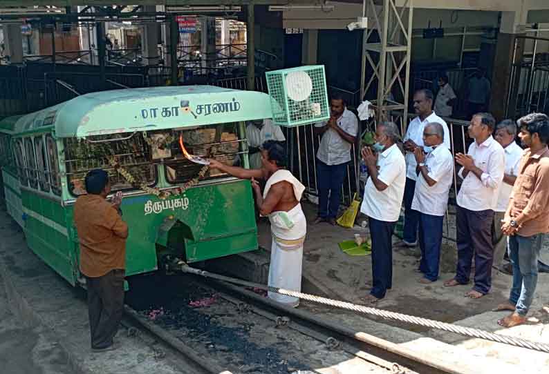 பழனி முருகன் கோவில் மின்இழுவை ரெயிலில் ரூ.5 லட்சத்தில் புதிய ரோப்