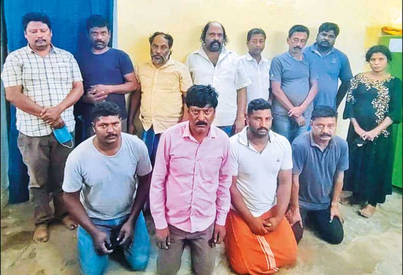 காண்டிராக்டர் வீட்டில் 225 பவுன் நகை கொள்ளையடித்த வழக்கில் 12 பேர் கைது