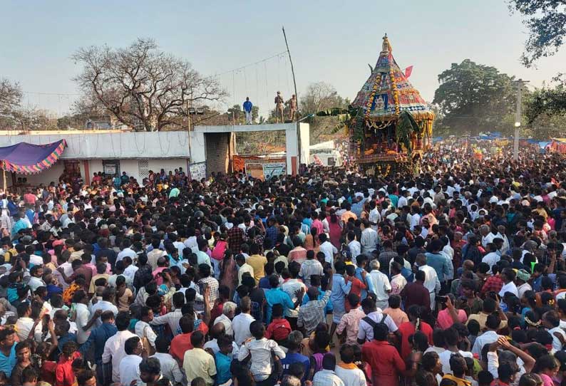 தியாகதுருகம் அருகே சித்தலூர் பெரியநாயகி அம்மன் கோவில் தேரோட்டம்