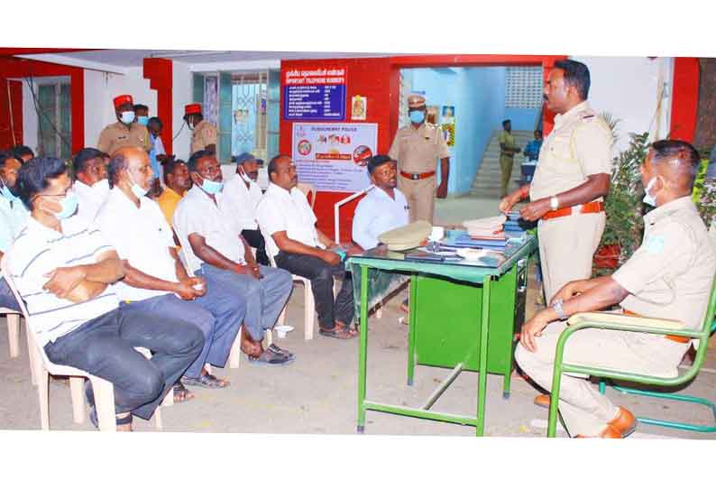 ரவுடி என்ற பெயரில் மதுக்கடையில் ஓசியில் சரக்கு கேட்டால் கொடுக்க கூடாது