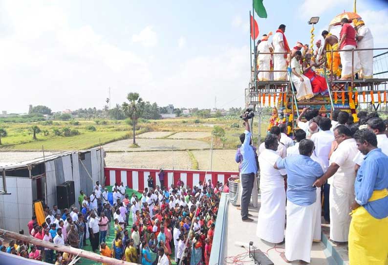 ஐநூற்று நங்கை அம்மன் கோவில் கும்பாபிஷேகம்- திரளான பக்தர்கள் சாமி தரிசனம்