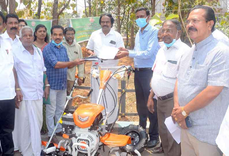 நகராட்சி பேரூராட்சிகளில் செலவினங்களை குறைக்க வேண்டும் அமைச்சர் மனோ தங்கராஜ் பேச்சு