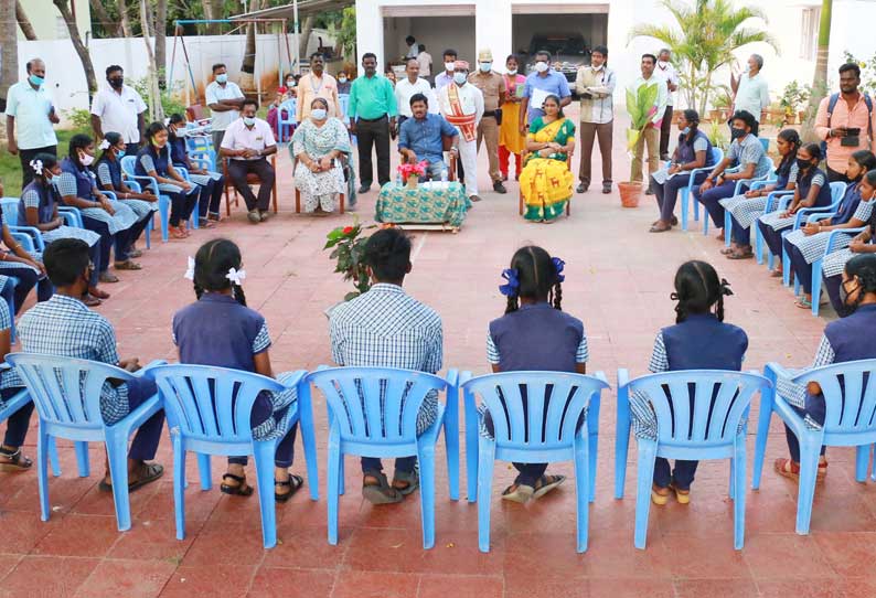 மாணவர்கள் விடாமுயற்சியுடன் செயல்பட்டால் வெற்றியை எளிதாக்கி கொள்ளலாம்