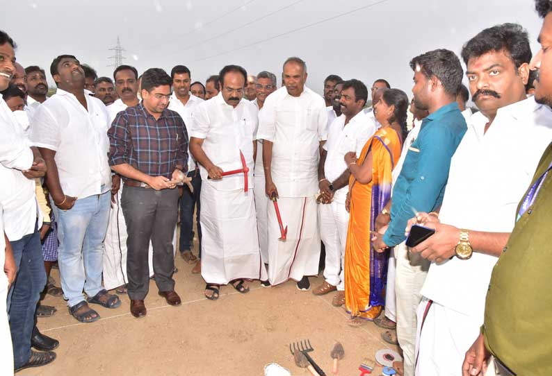 வள்ளியூர் அருகே அகழாய்வு பணிகள்; சபாநாயகர், அமைச்சர் தொடங்கி வைத்தனர்