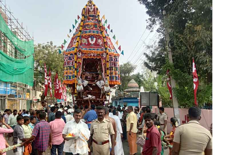 சவுந்தரராஜ பெருமாள் கோவில் தேரோட்டம்