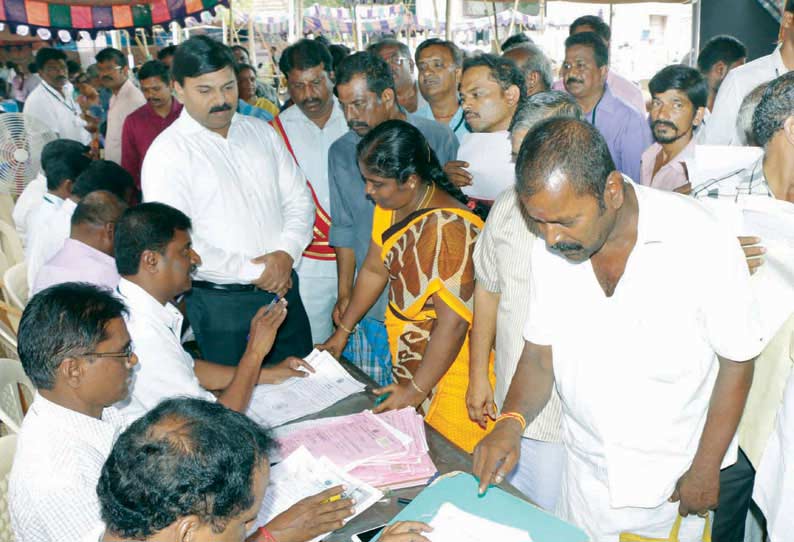 கொளப்பாக்கம் ஊராட்சியில் வீட்டு வரி செலுத்த சிறப்பு முகாம்