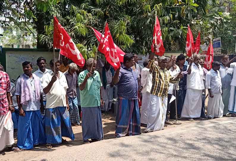 மாட்டுவண்டி தொழிலாளர்கள் ஆர்ப்பாட்டம்