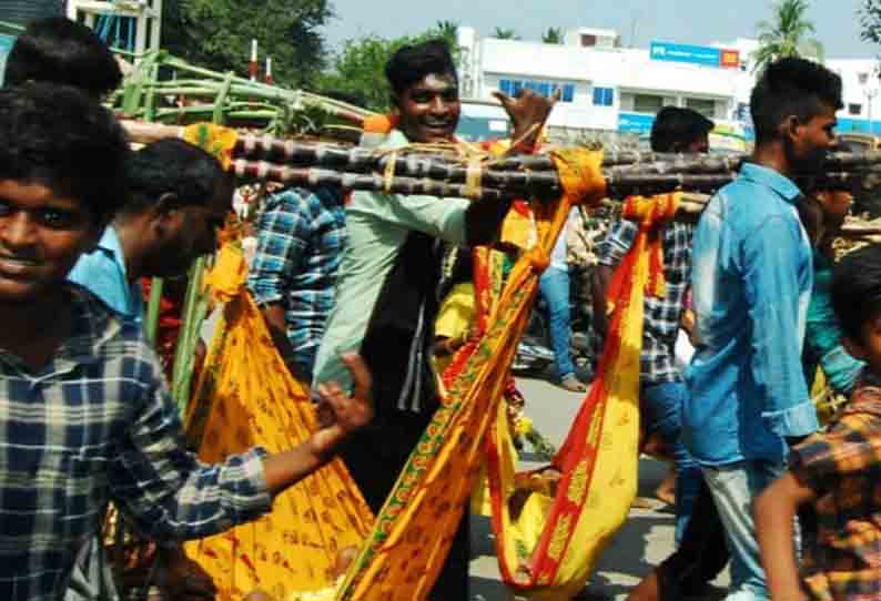 கோவில் திருவிழாவில் பக்தர்கள் நேர்த்திக்கடன்