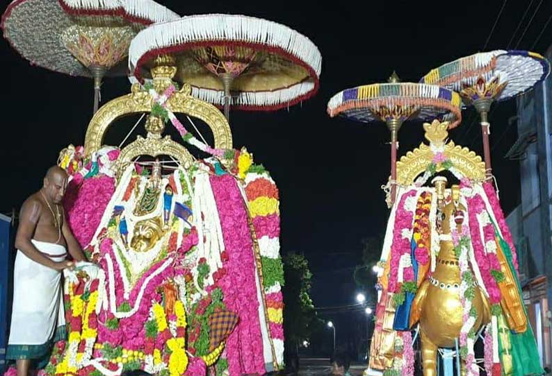 தென்திருப்பேரை மகரநெடுங்குழைக்காதர்  கோவில் பங்குனி திருவிழா கருடசேவை