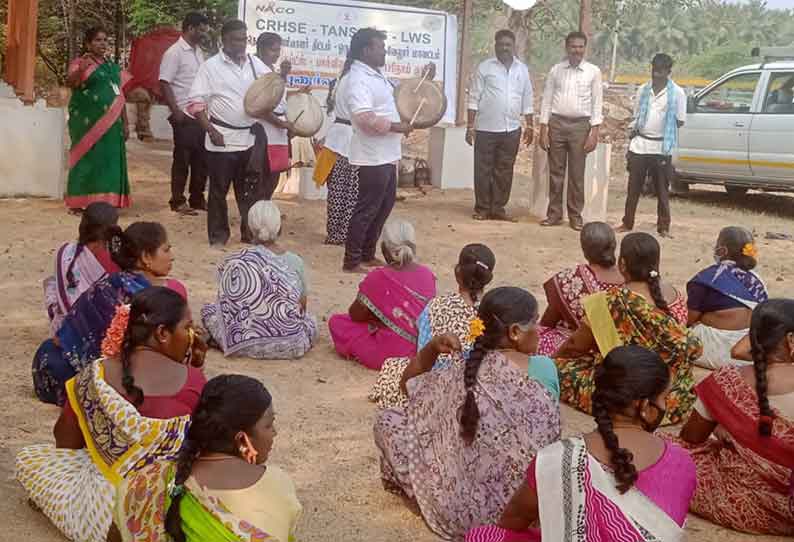 கூத்தம்பாக்கம் ஊராட்சியில் பொதுமக்களுக்கு கலை நிகழ்ச்சி மூலம் எய்ட்ஸ் விழிப்புணர்வு