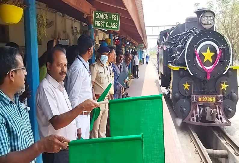 மேட்டுப்பாளையம்-குன்னூர் இடையே டீசல் என்ஜின் மூலம் மலை ரெயில் இயக்கம்