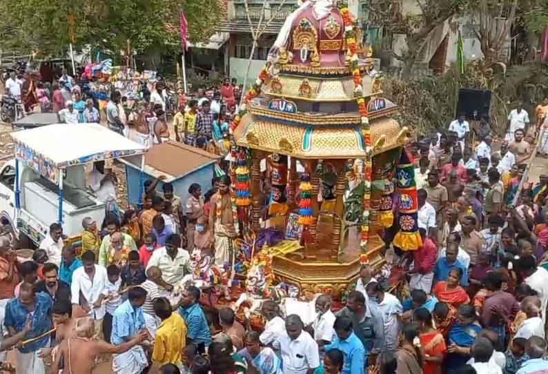 வரதராஜ பெருமாள் கோவில் தேர் வெள்ளோட்டம்