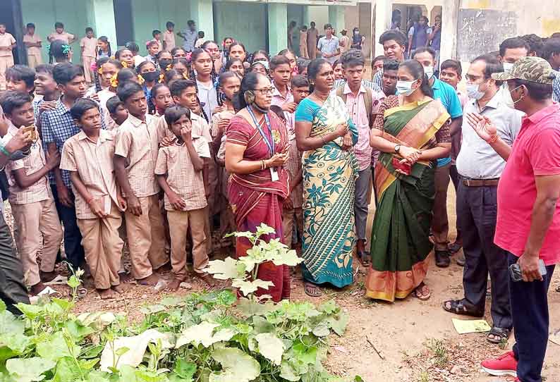 பில்லூர் அரசு பள்ளியில் கலெக்டர் திடீர் ஆய்வு