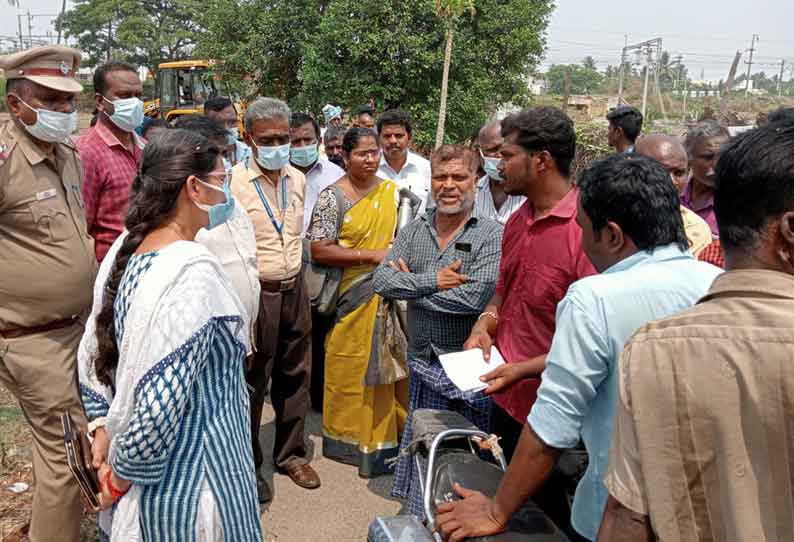 ஆக்கிரமிப்புகளை அகற்ற எதிர்ப்பு