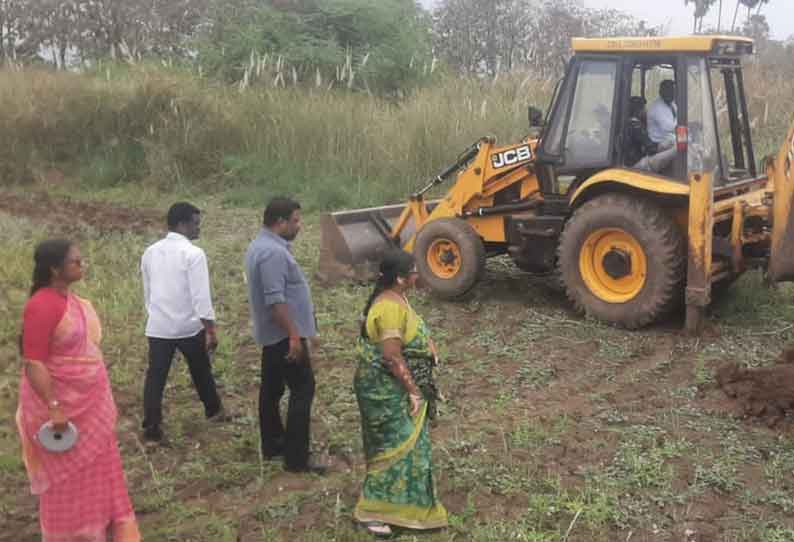 நீர்நிலை புறம்போக்கு ஆக்கிரமிப்புகள் அகற்றம்