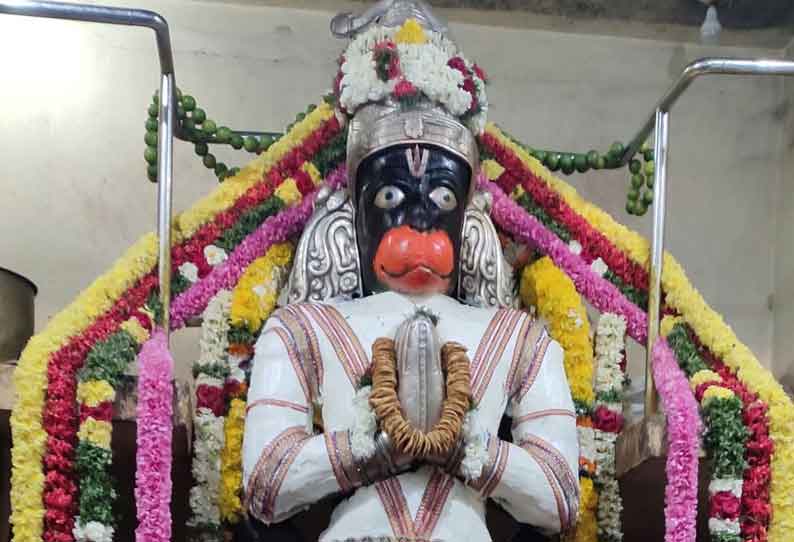 விஸ்வரூப வைராக்கிய ஆஞ்சநேயருக்கு வெண்ணெய்காப்பு அலங்காரம்