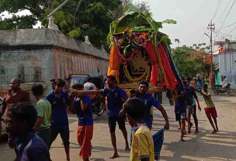 குளித்தலை பேராளகுந்தாளம்மன் கோவில் திருவிழா