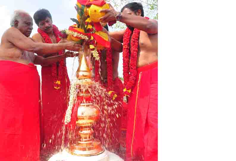 அறந்தாங்கி ஆதிபராசக்தி கோவில் கும்பாபிஷேகம் பங்காரு அடிகளார் நடத்தி வைத்தார்