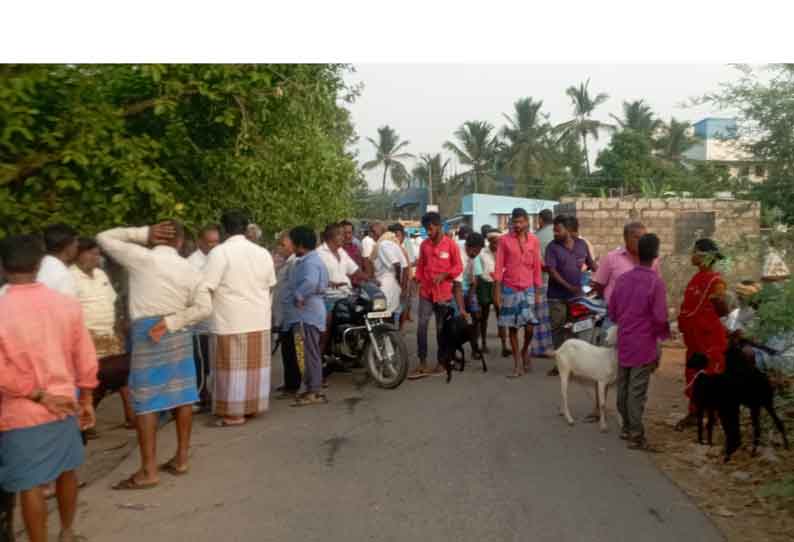 வாழவச்சனூர் வாரச்சந்தைக்கு ஆடுகள் வரத்து குறைவு