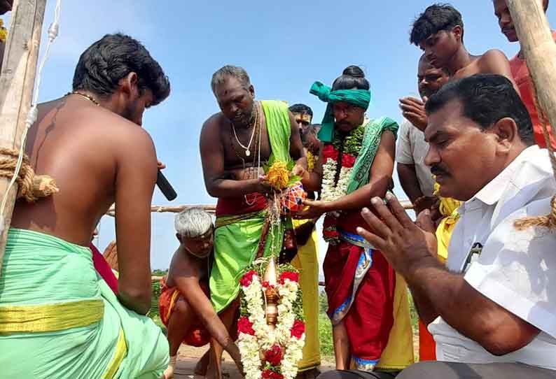 கடத்தூர் அருகே சக்தி விநாயகர், மாரியம்மன் கோவில் கும்பாபிஷேகம்