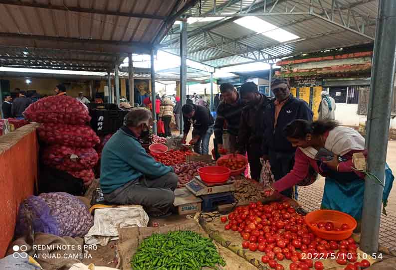 ஊட்டியில் தக்காளி விலை கிடு கிடு உயர்வு